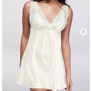 NWT Flora Lace Satin Chemise White Size 1X